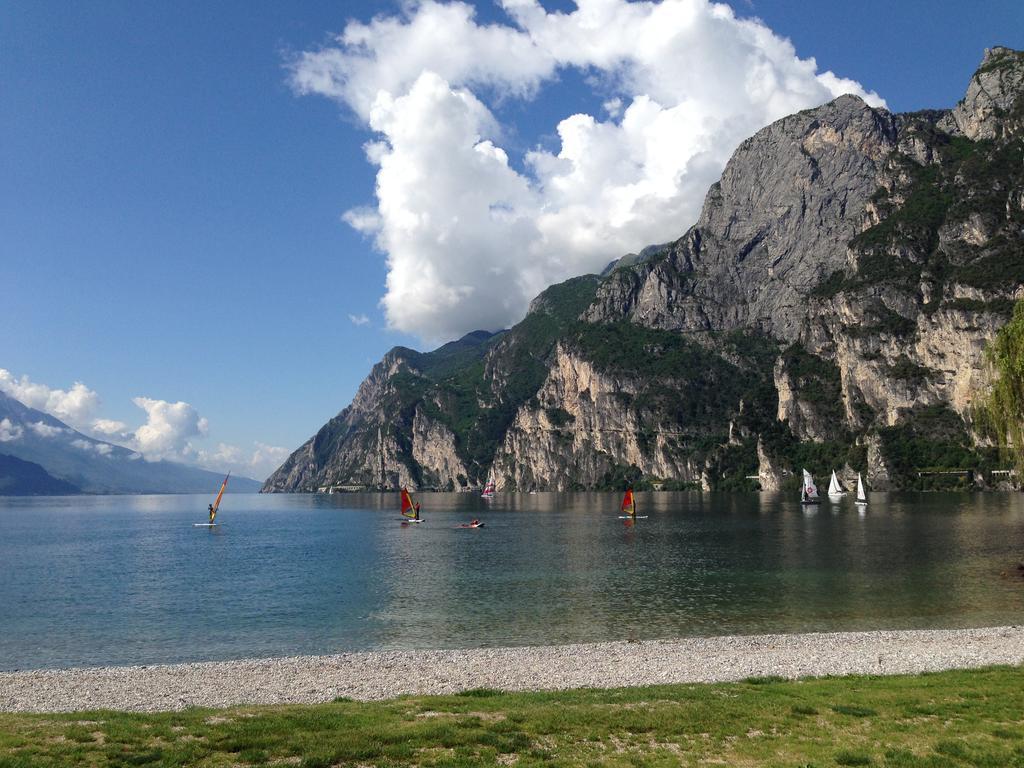 Lake & Castle View Apartment Riva del Garda Exteriér fotografie