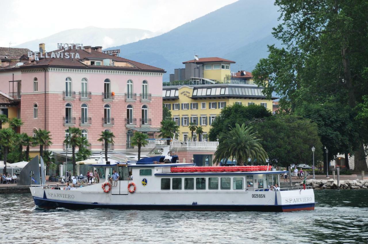 Lake & Castle View Apartment Riva del Garda Exteriér fotografie